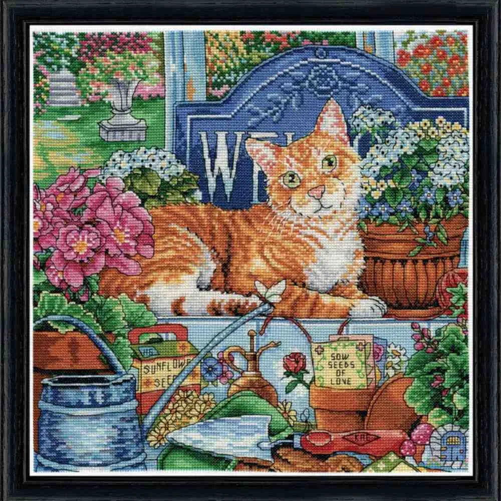 Design Works: Counted Cross Stitch - Welcome Cat