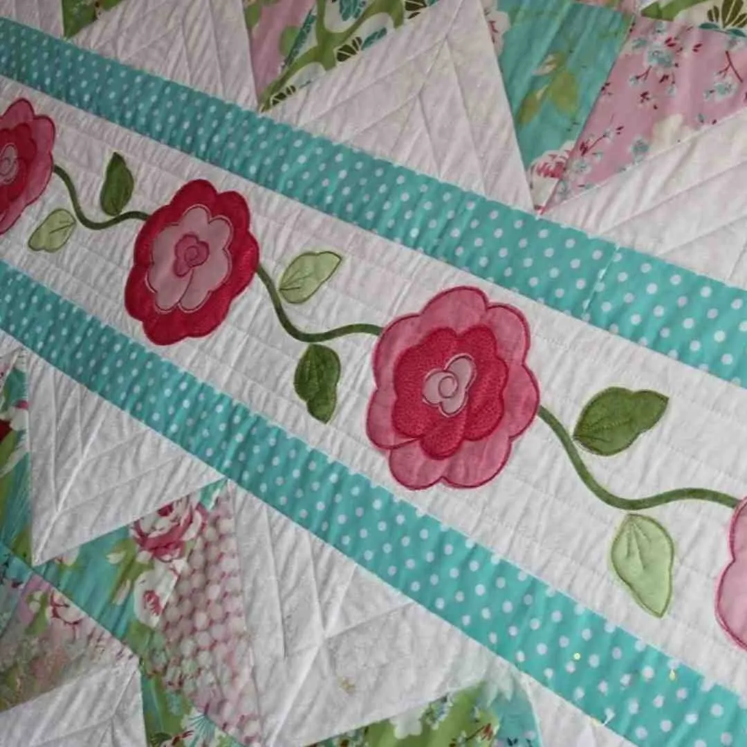 Monica Poole Designs: Georgina Rose - Cot Quilt & Cushion Set - Image 3