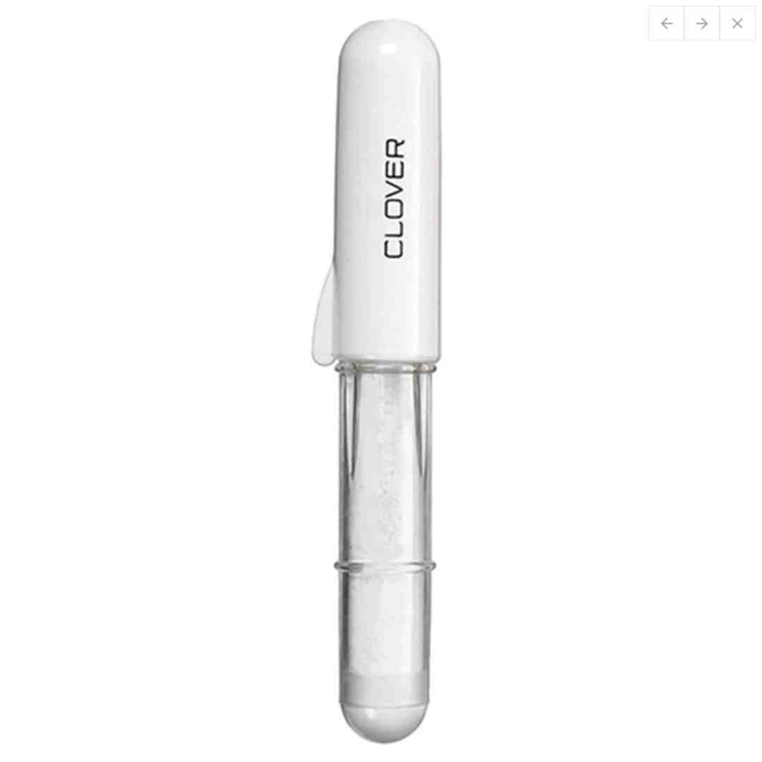 Clover: Chaco Liner Pen Style - White