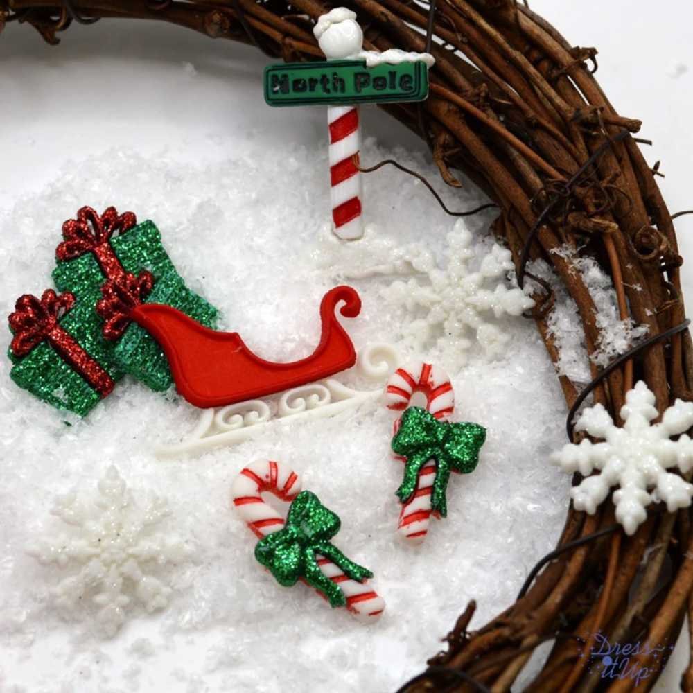 Dress it Up Buttons: Holiday Collection - North Pole