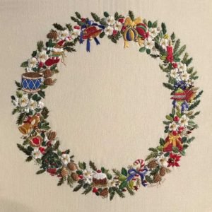 Roseworks Embroidery Design: Christmas Wreath
