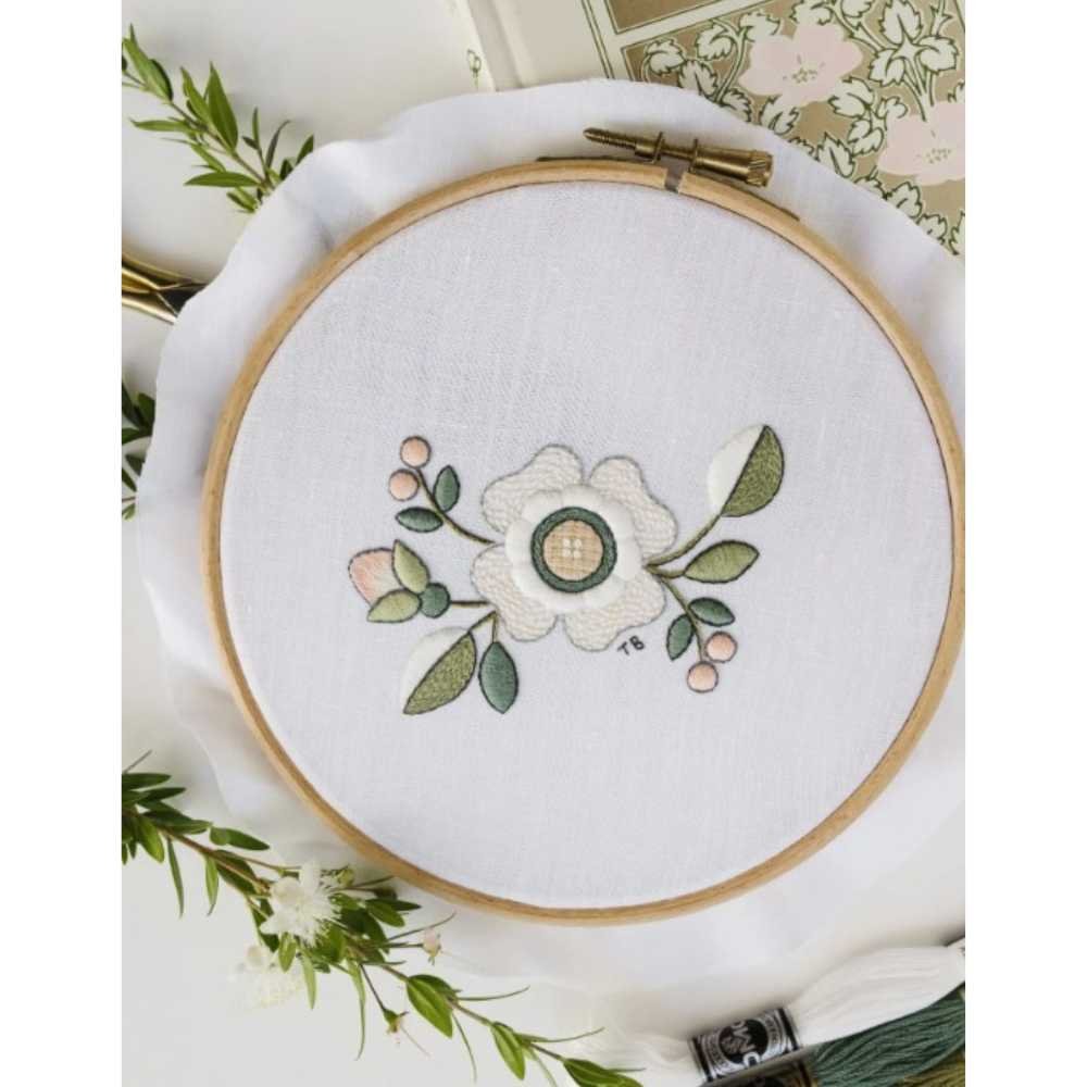 Search Press: Whitework Embroidery with Colour - An introduction - Image 4