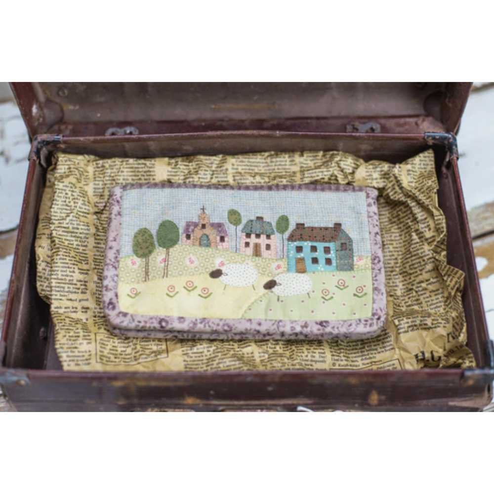 The Birdhouse Patchwork Designs: Bag Pattern - Market Day Wallet - Image 2