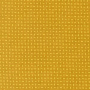 Moda: Elizabeth Hartman, Scenery - Spools Golden
